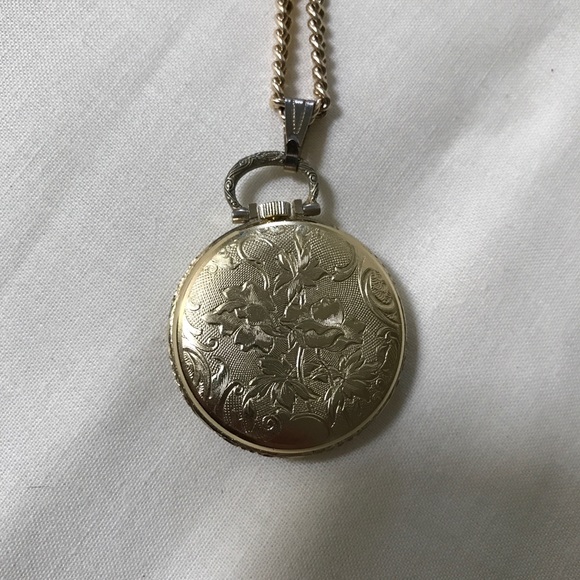Endura pendant watch necklace - Picture 2 of 6